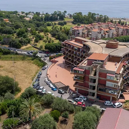 Taormina Giardini Naxos