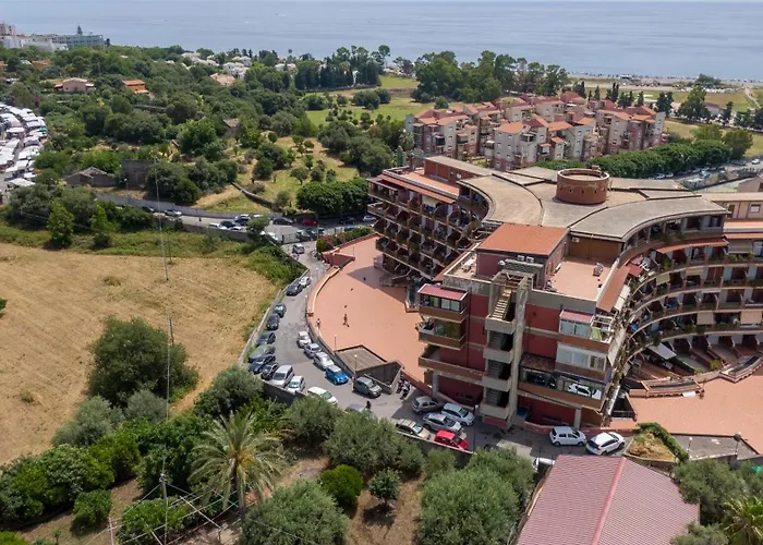 Taormina Giardini Naxos